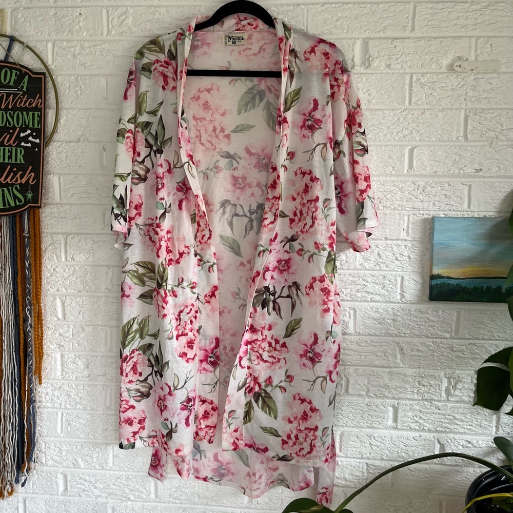 35. Show me your Mumu NWOT floral robe One size fits all. - Picture 7 of 7